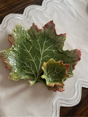 Vintage Jay Willfred ceramic leaf-shaped chip and dip server 11”